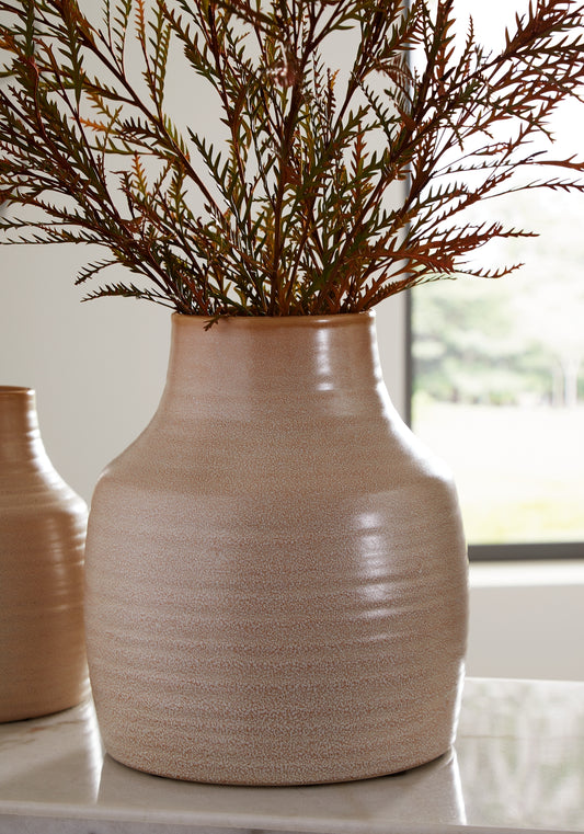 Millcott Vase Signature Design by Ashley®