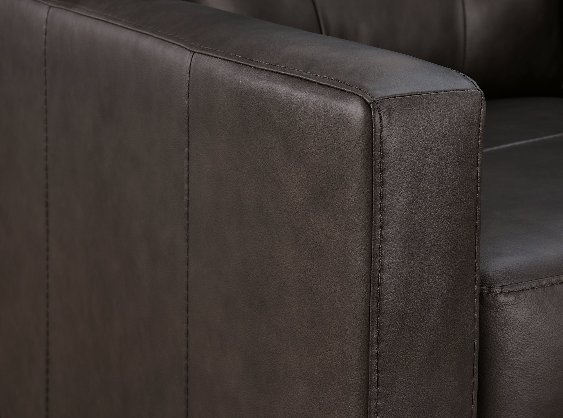 Belziani Loveseat Signature Design by Ashley®