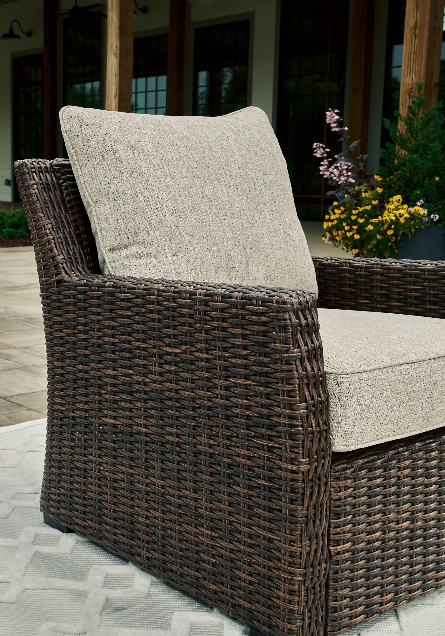 Brook Ranch Lounge Chair w/Cushion (1/CN) Signature Design by Ashley®