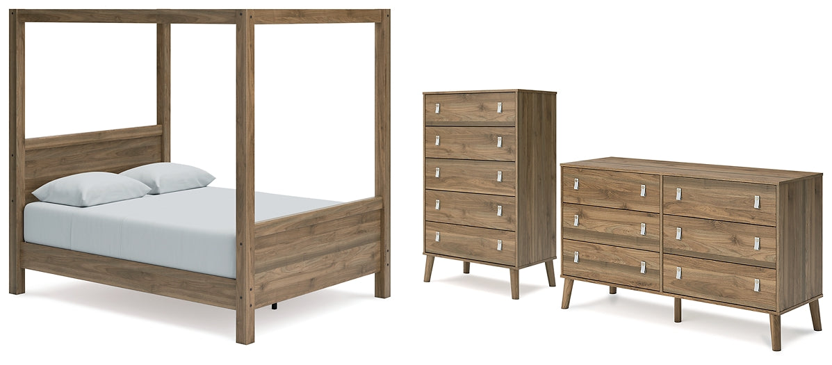 Aprilyn Full Canopy Bed with Dresser and Chest Signature Design by Ashley®