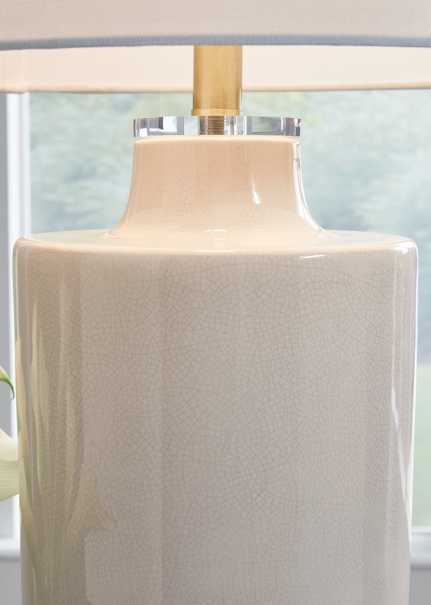 Cylener Ceramic Table Lamp (1/CN) Signature Design by Ashley®