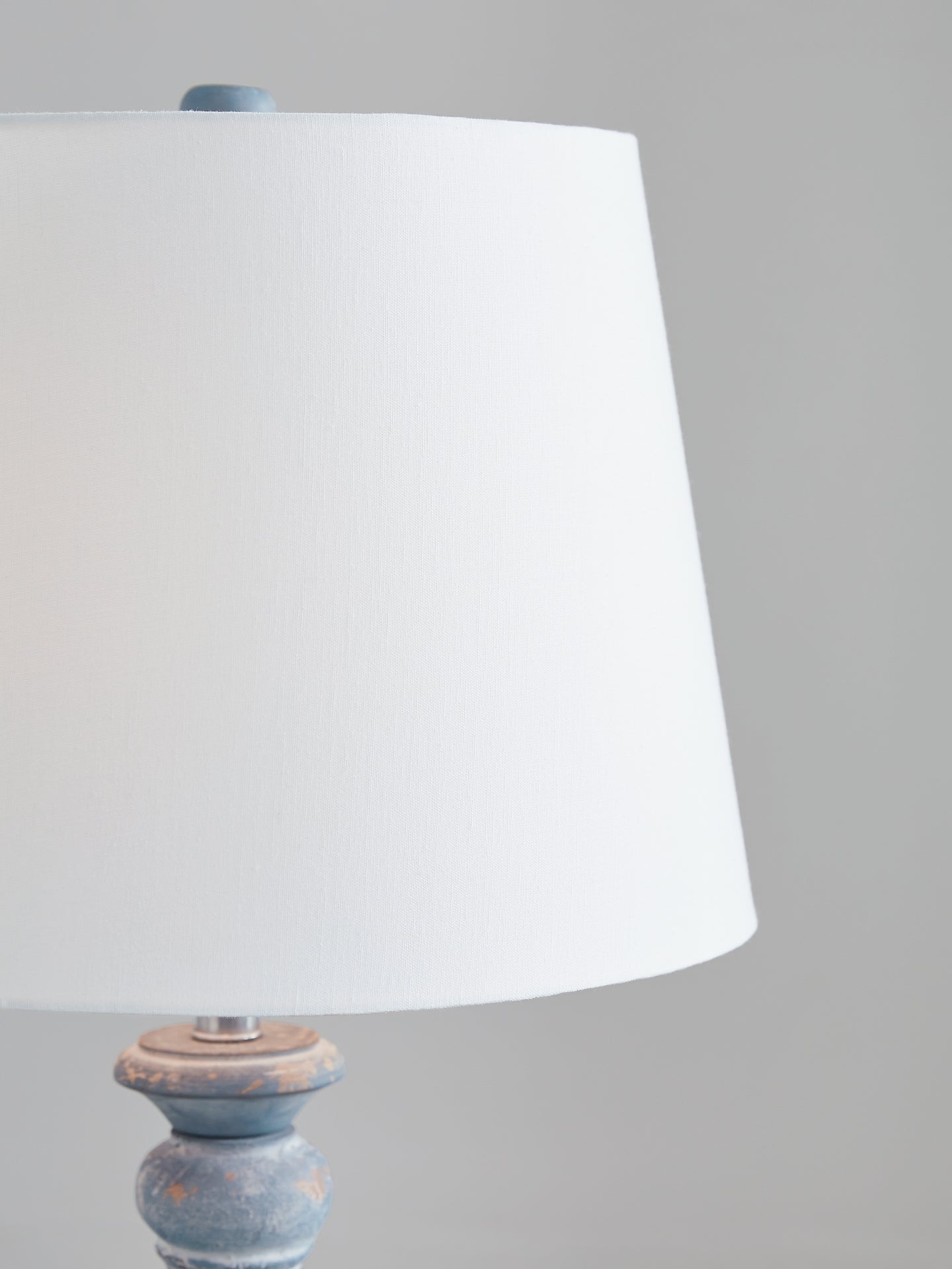 Cylerick Terracotta Table Lamp (1/CN) Signature Design by Ashley®