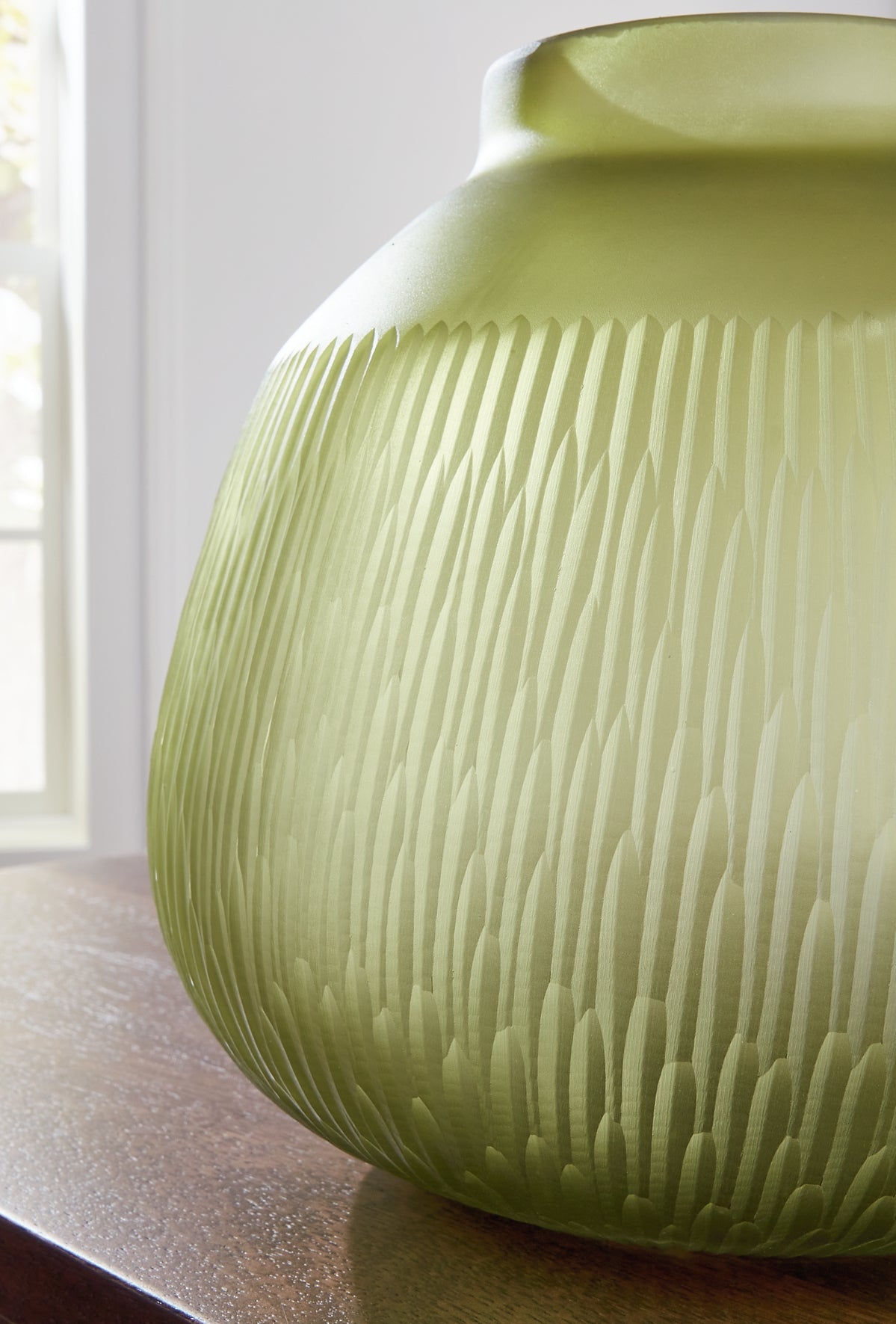 Scottyard Vase Signature Design by Ashley®