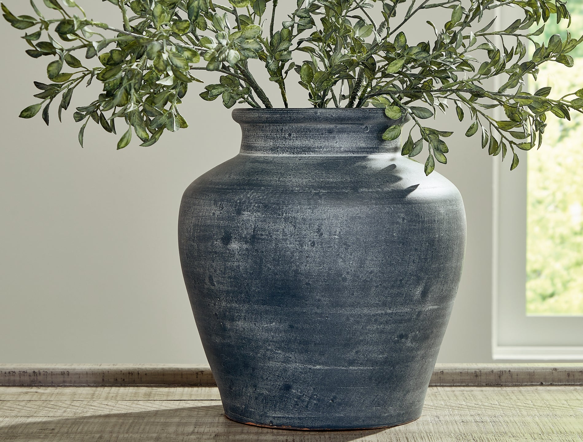 Meadie Vase Signature Design by Ashley®