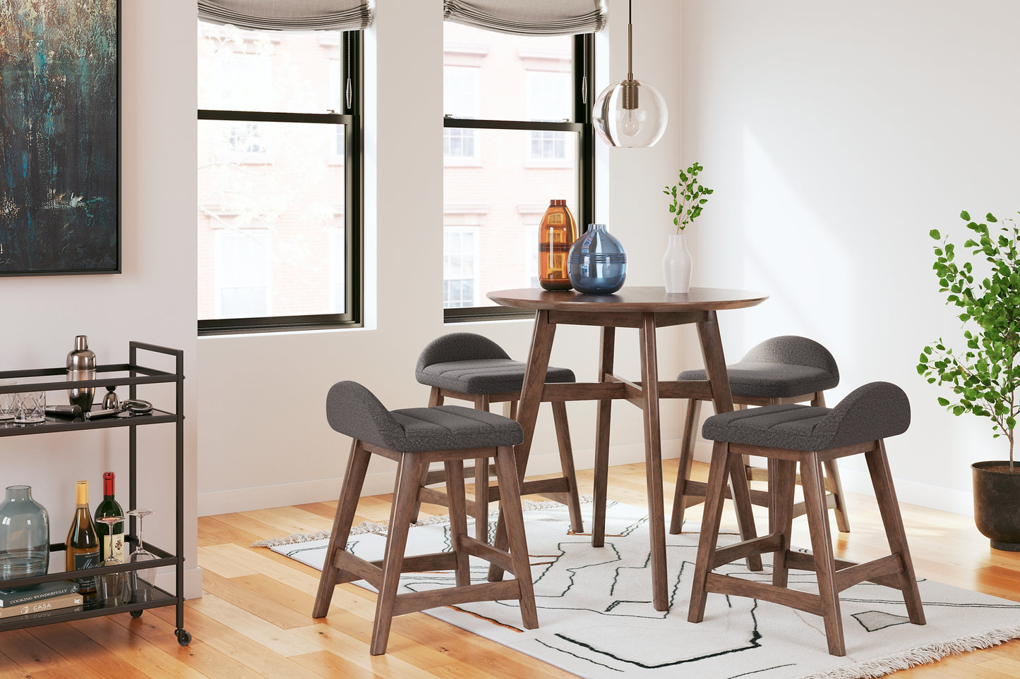 Lyncott Counter Height Dining Table and 4 Barstools Signature Design by Ashley®