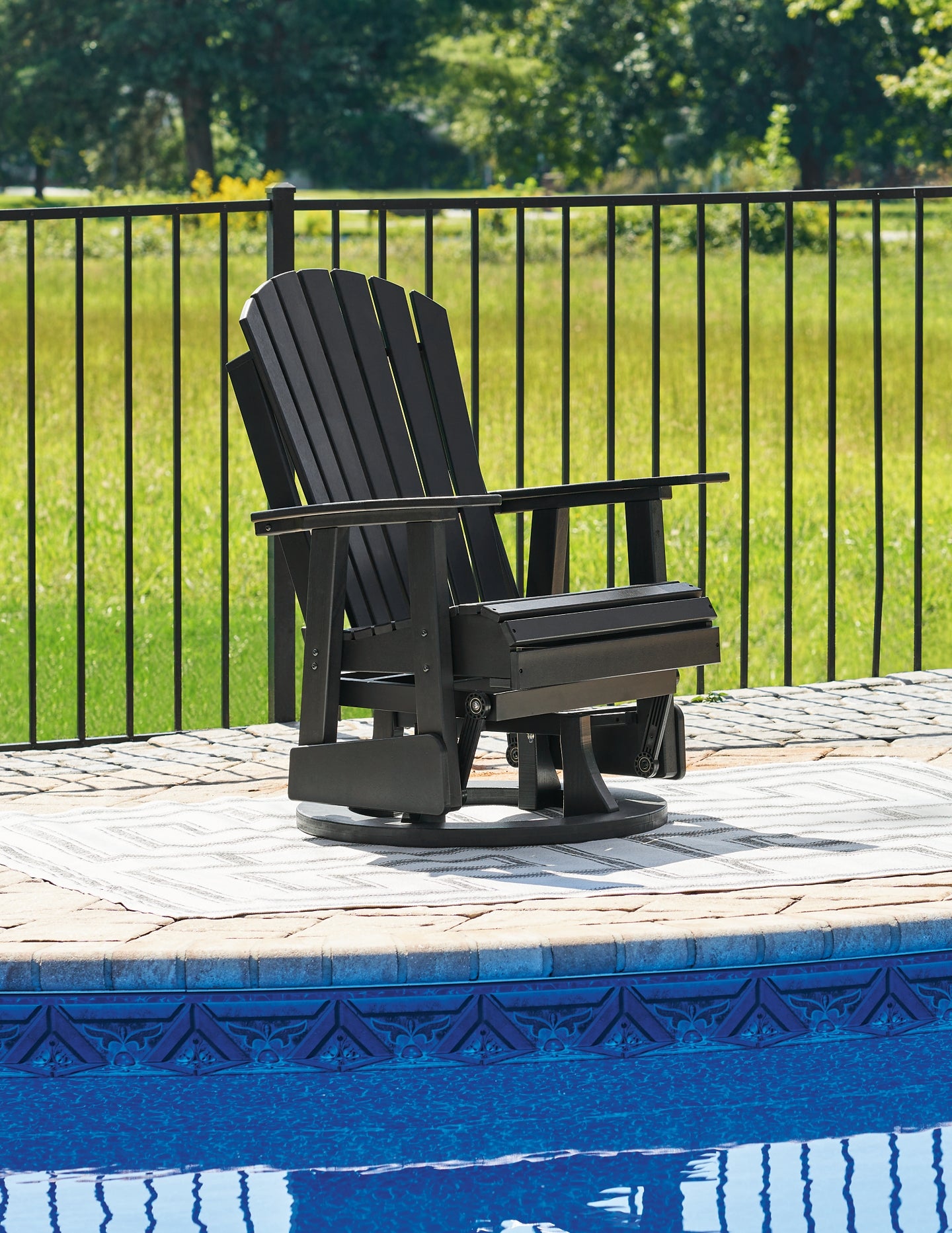 Hyland wave Swivel Glider Chair Signature Design by Ashley®