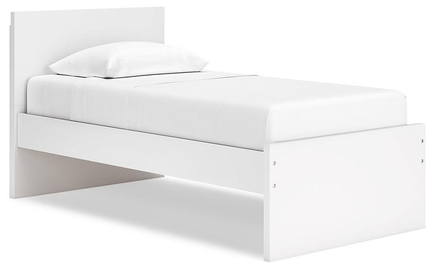 Onita Queen Panel Platform Bed Signature Design by Ashley®