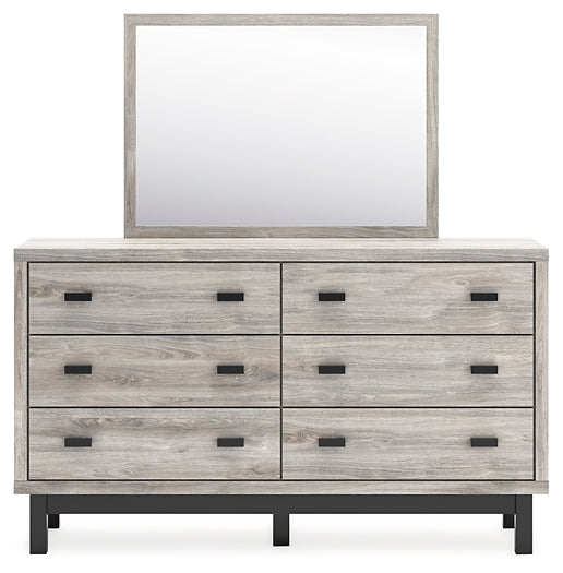 Vessalli King Panel Bed with Mirrored Dresser and Nightstand Signature Design by Ashley®