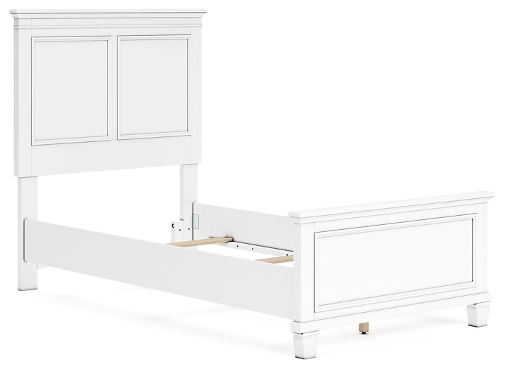 Fortman Twin Panel Bed with Mirrored Dresser and Nightstand Signature Design by Ashley®