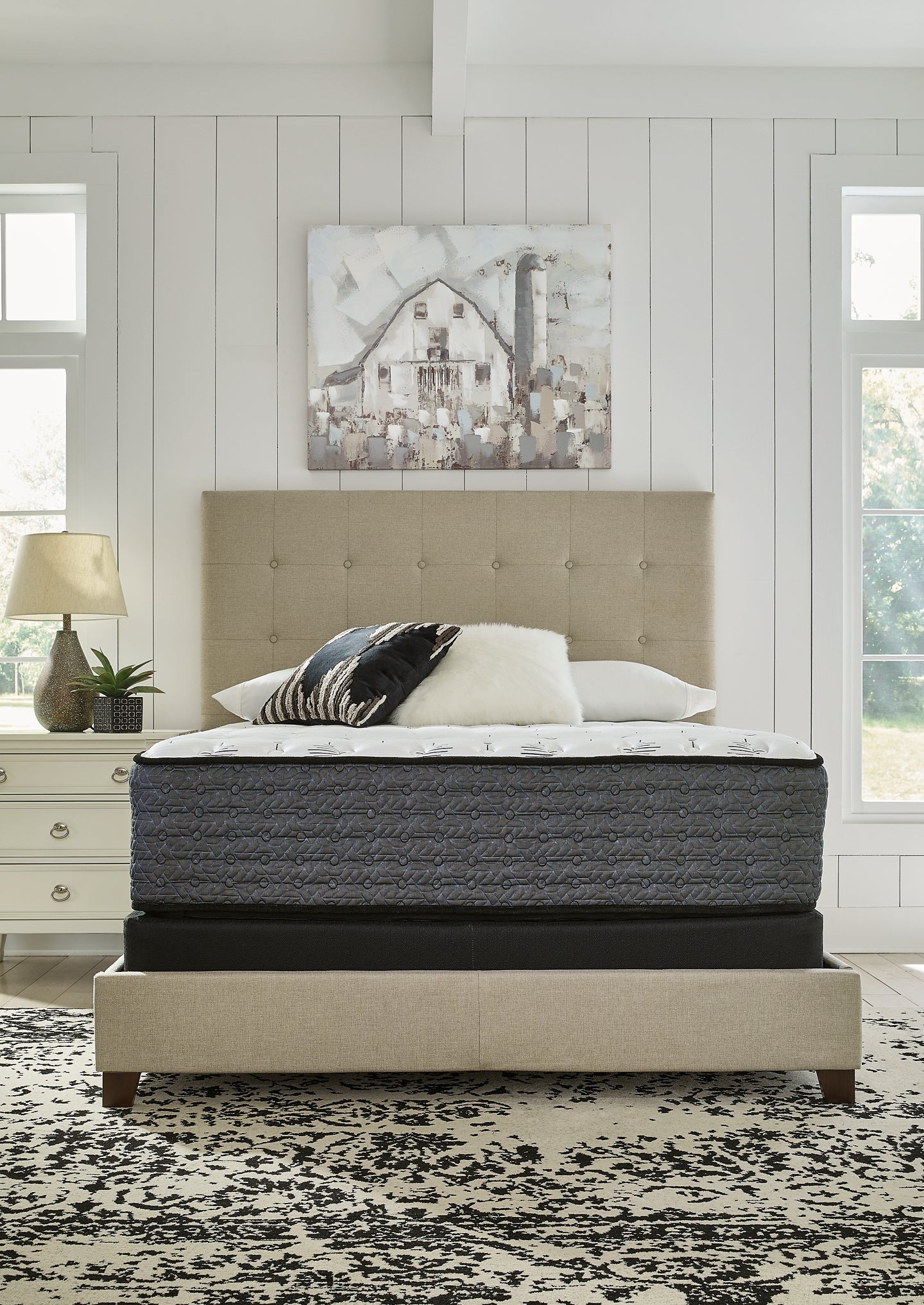 Ultra Luxury Firm Tight Top with Memory Foam Queen Mattress Sierra Sleep® by Ashley