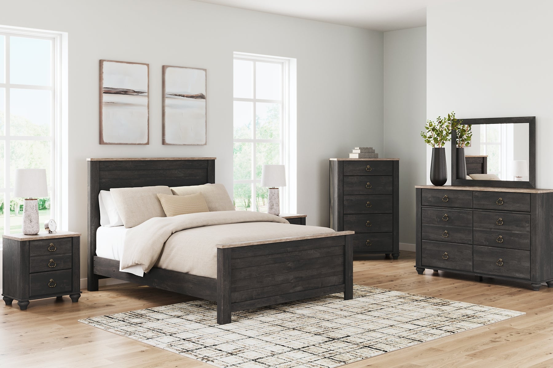 Nanforth Queen Panel Bed with Mirrored Dresser, Chest and 2 Nightstands Signature Design by Ashley®