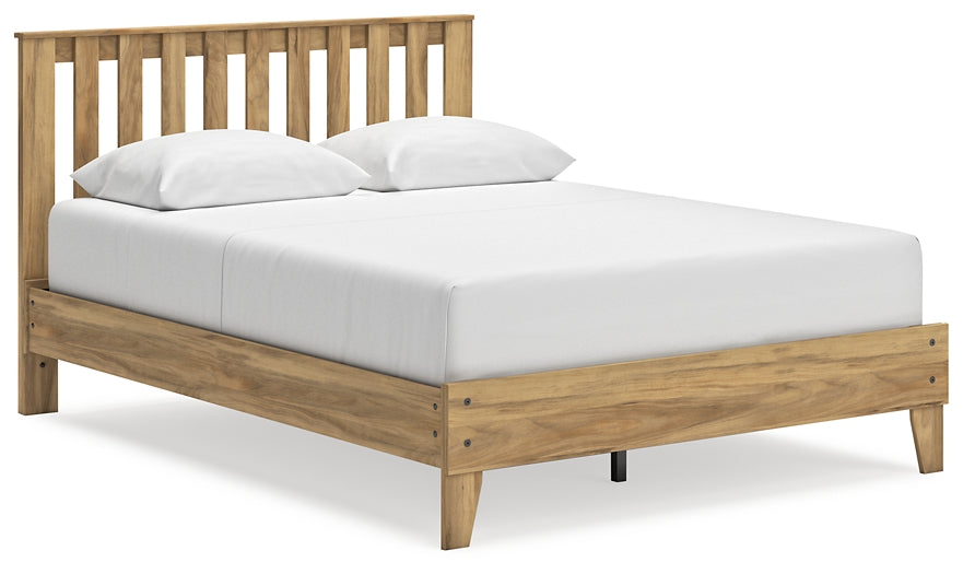 Bermacy Queen Platform Panel Bed Signature Design by Ashley®