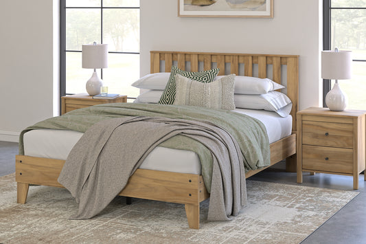 Bermacy Queen Platform Panel Bed Signature Design by Ashley®