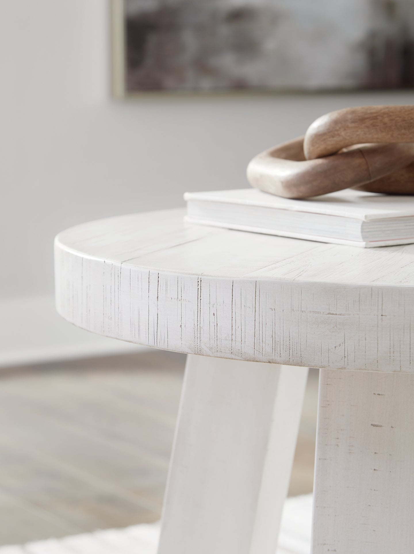 Jallison Round End Table Signature Design by Ashley®