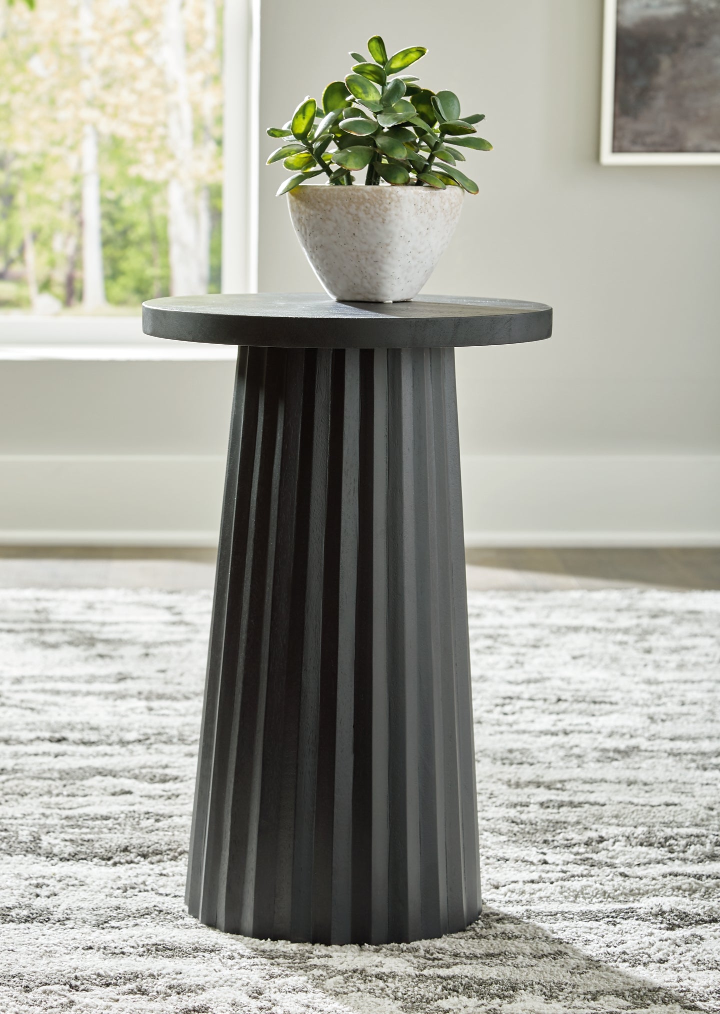 Ceilby Accent Table Signature Design by Ashley®