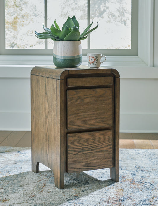 Jensworth Accent Table Signature Design by Ashley®