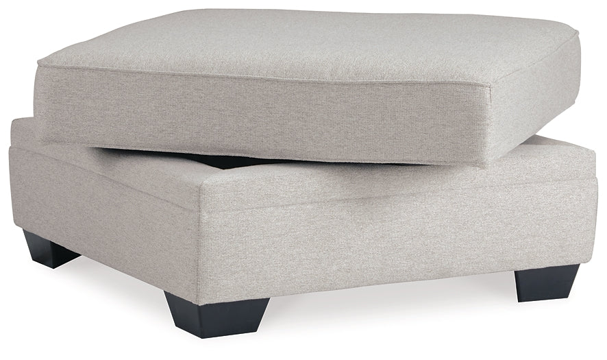Dellara 3-Piece Sectional with Ottoman Benchcraft®