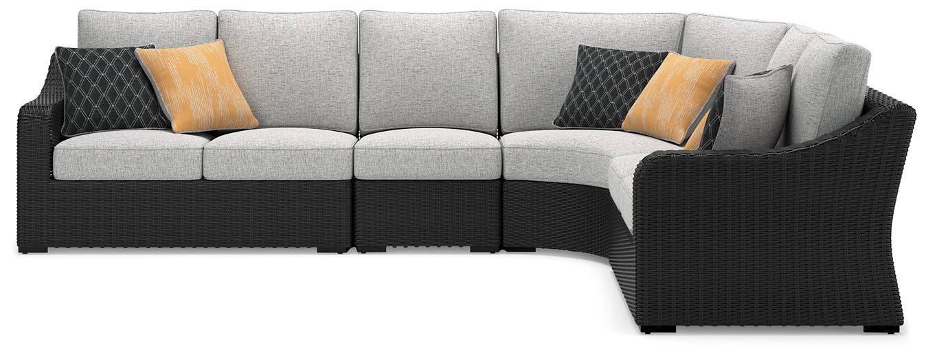 Beachcroft 4-Piece Outdoor Sectional Signature Design by Ashley®